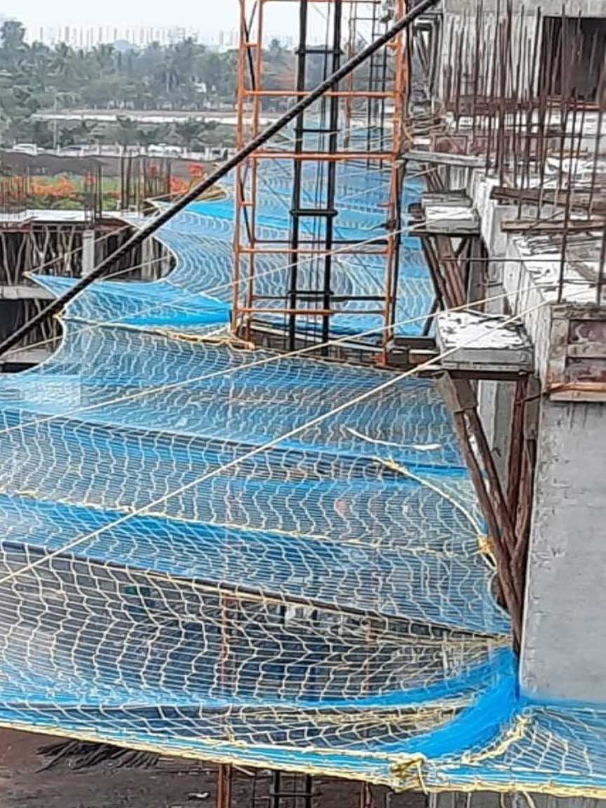 https://arksafetynet.com/wp-content/uploads/2025/12/industrial-safety-nets.jpg